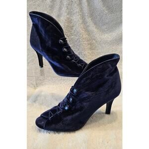 Impo Stretch Button Up Deep‎ Blue Velvet Heeled Ankle Boots Women 6.5M Peep Toe
